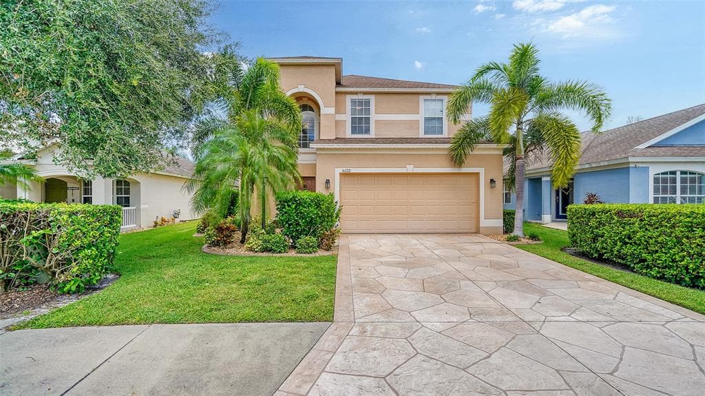 6122 BLUE RUNNER COURT LAKEWOOD RANCH, FL 34202