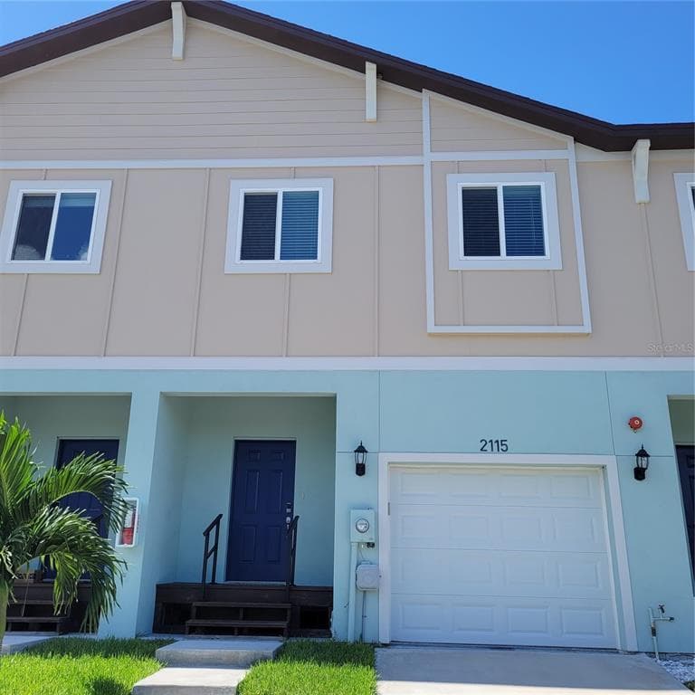 2115 SEBRING PLACE CLEARWATER, FL 33760