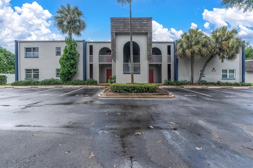3120 29TH AVENUE N UNIT 103 ST PETERSBURG, FL 33713