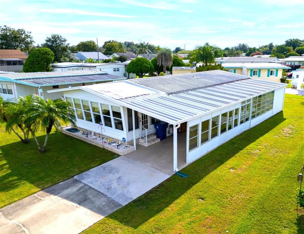 15 HAMILTON LANE UNIT 7 PALM HARBOR, FL 34684