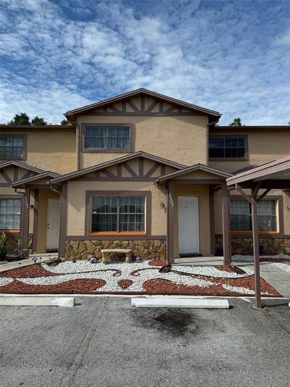 8563 PILGRIM COURT NEW PORT RICHEY, FL 34653