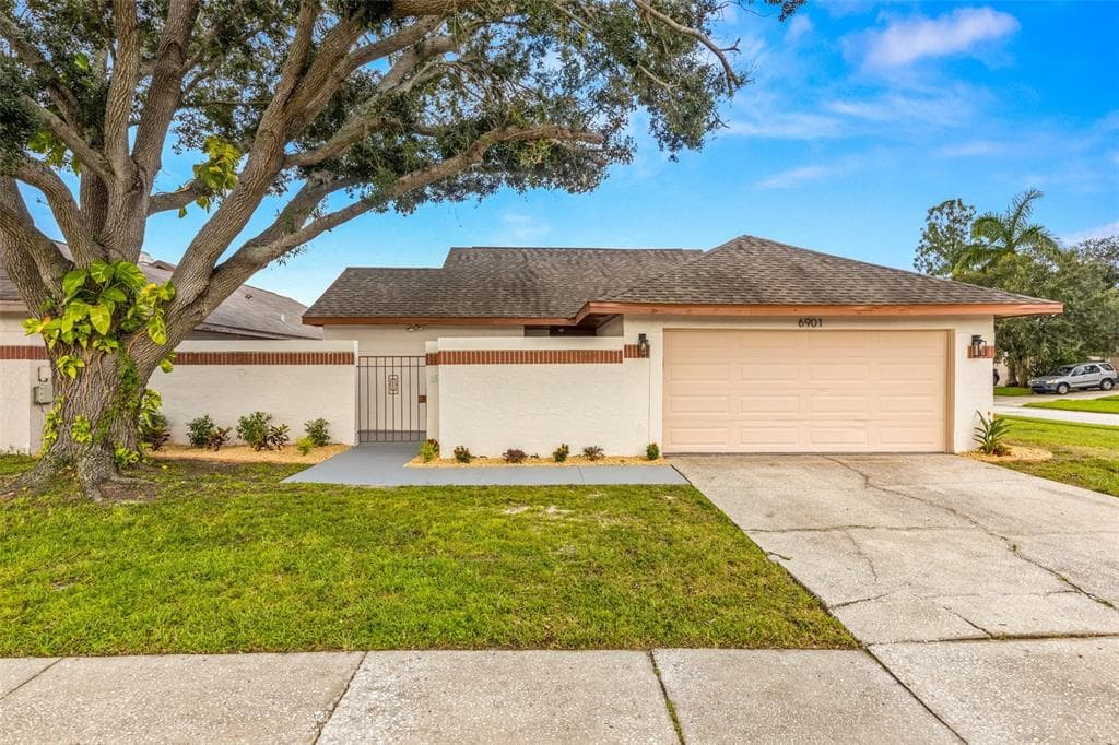 6901 SILVERMILL DRIVE TAMPA, FL 33635
