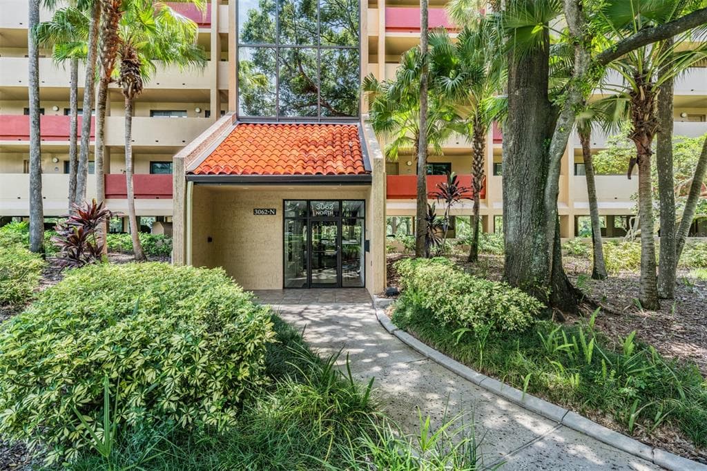 3062 EASTLAND BOULEVARD UNIT 308 CLEARWATER, FL 33761