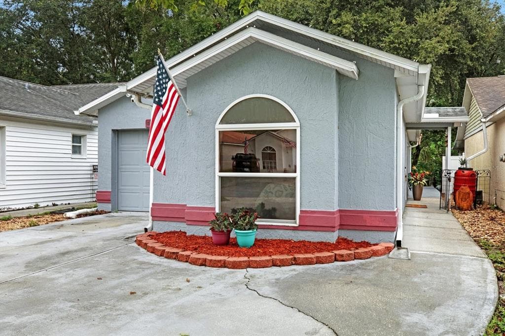 4324 VENICE DRIVE LAND O LAKES, FL 34639