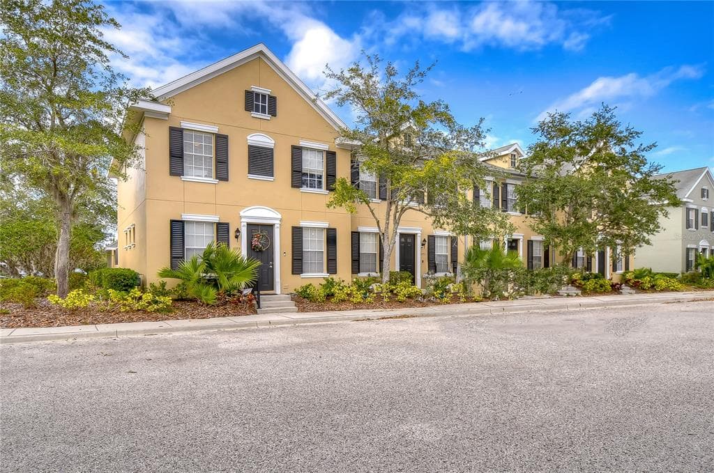 11551 FOUNTAINHEAD DRIVE TAMPA, FL 33626