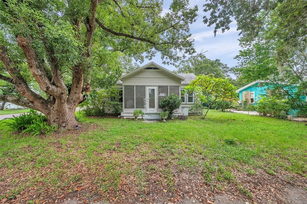 2502 YORK STREET S GULFPORT, FL 33707