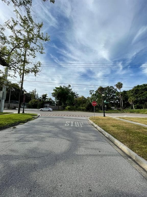 DR MARTIN LUTHER KING JR WAY SARASOTA, FL 34234