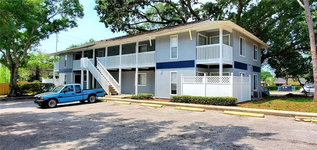 1115 OHIO AVENUE UNIT 202 DUNEDIN, FL 34698