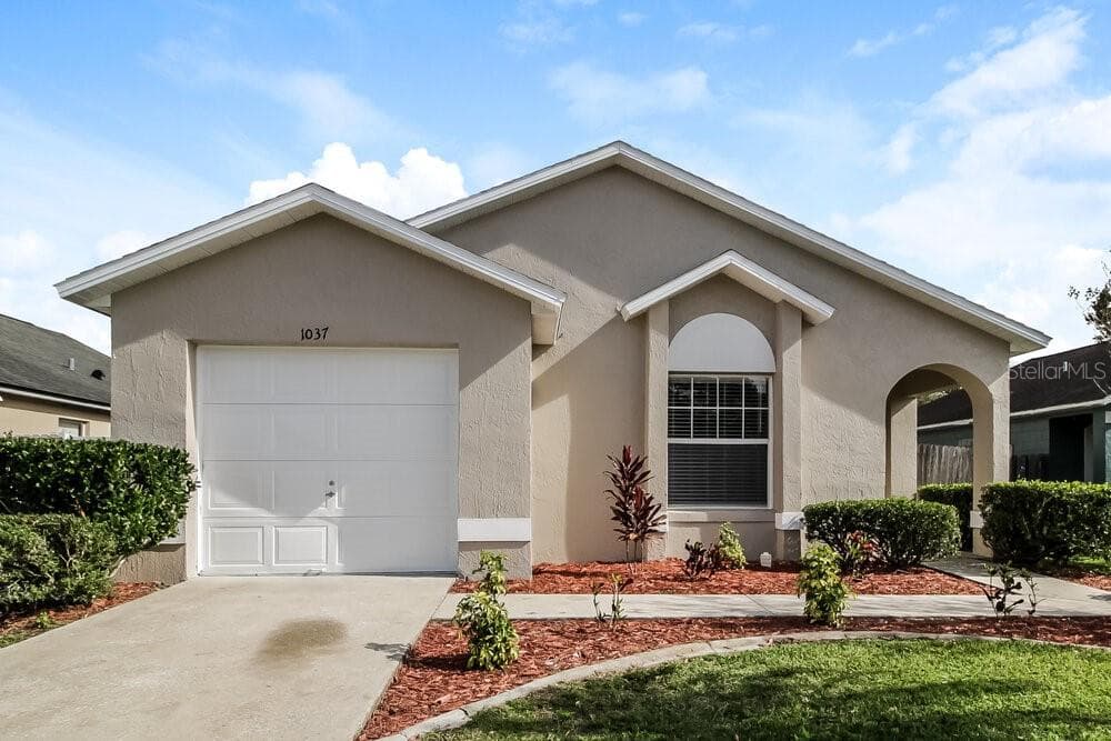 1037 LEJAY STREET ORLANDO, FL 32825