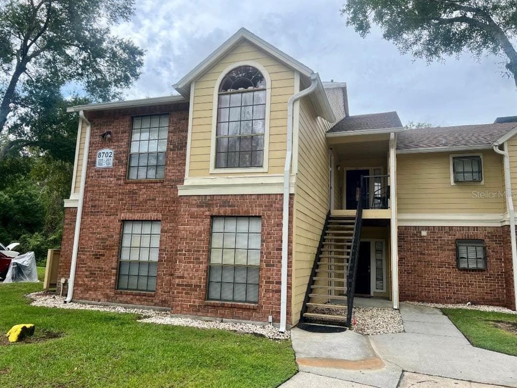 8702 MALLARD RESERVE DRIVE UNIT 104 TAMPA, FL 33614