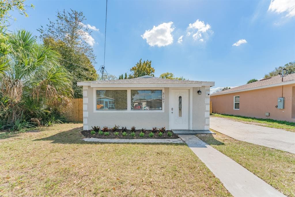 3107 E SHADOWLAWN AVENUE TAMPA, FL 33610