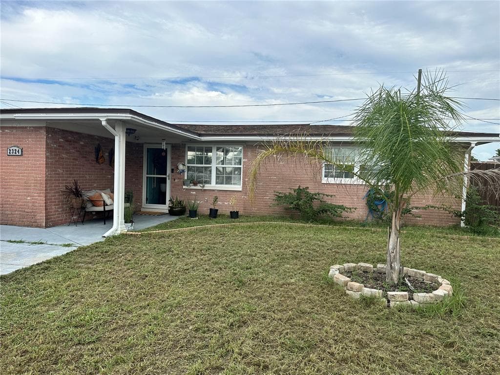 2324 TAHITIAN DRIVE HOLIDAY, FL 34691