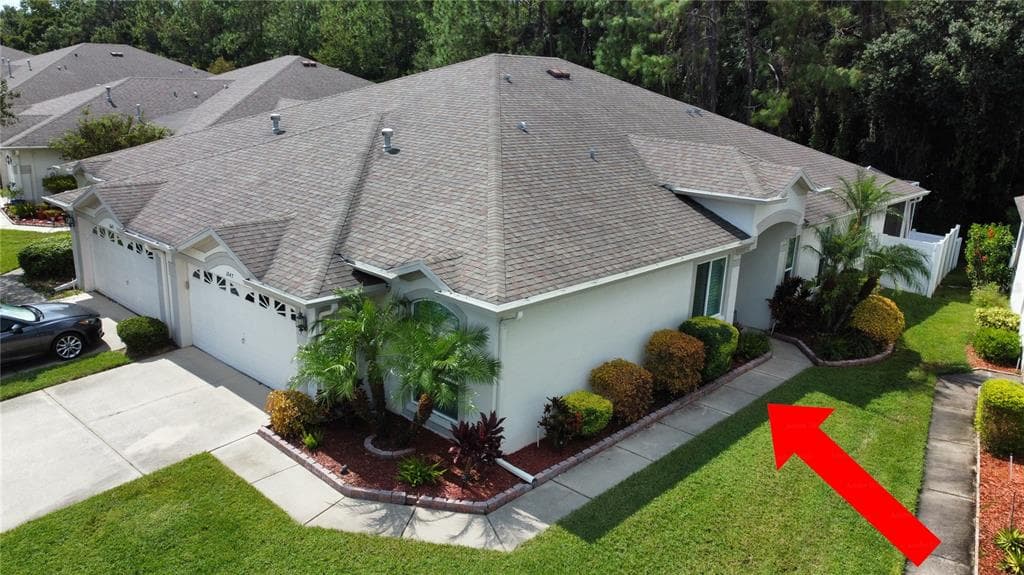 1647 SASSAFRAS DRIVE WESLEY CHAPEL, FL 33543