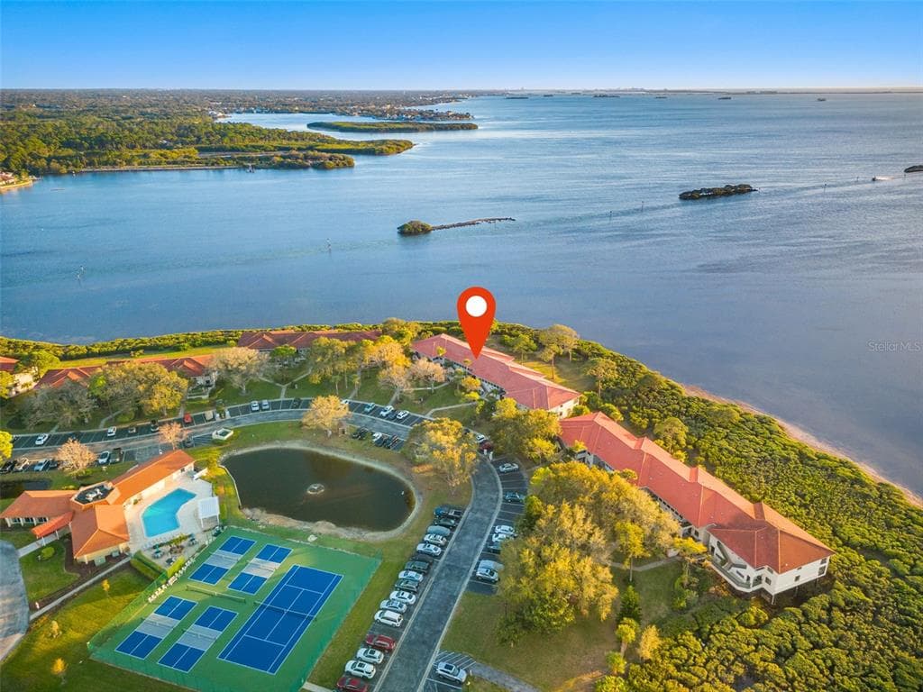 1814 MARINER DRIVE UNIT 157 TARPON SPRINGS, FL 34689
