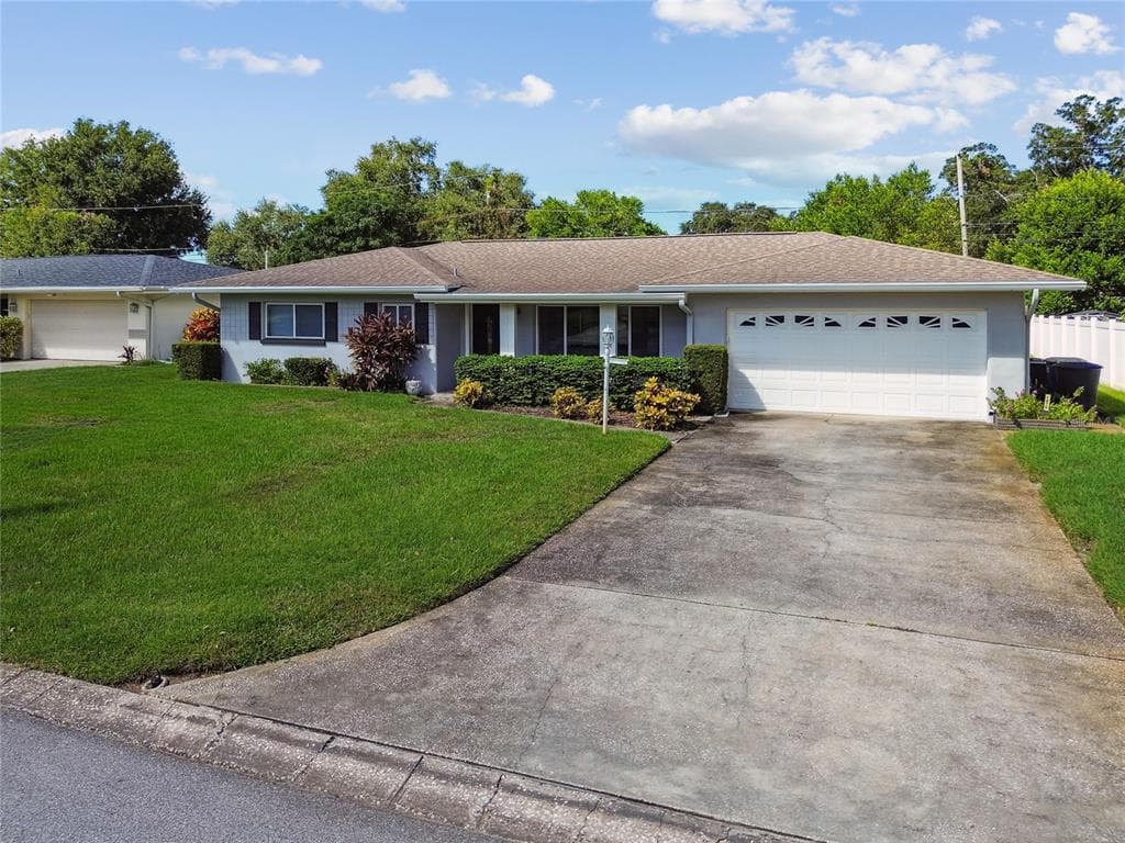 1876 LOMBARDY DRIVE CLEARWATER, FL 33755