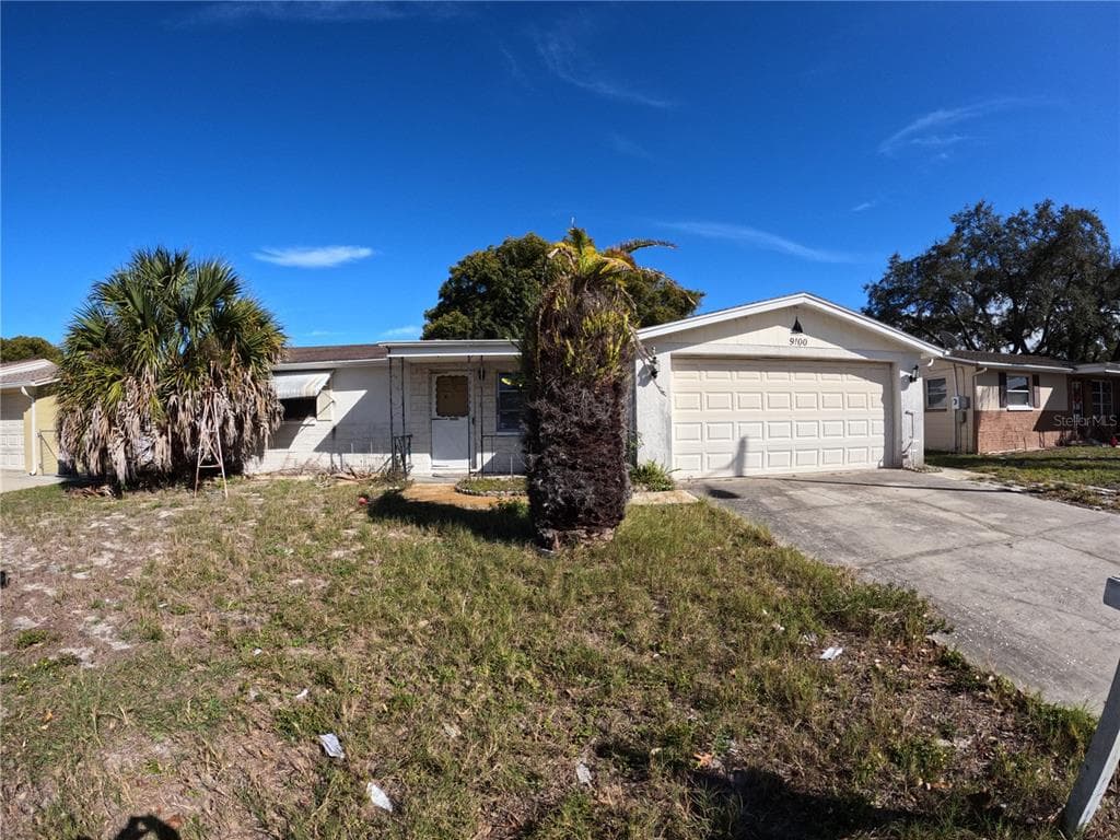 9100 LUNAR LANE PORT RICHEY, FL 34668