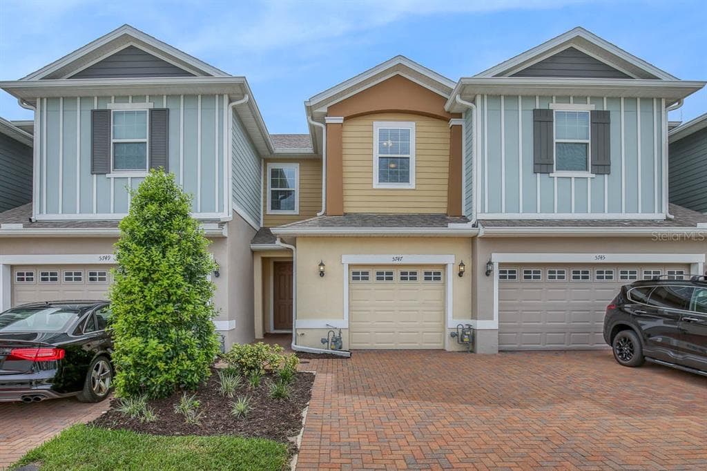 5747 SKYTOP DRIVE LITHIA, FL 33547