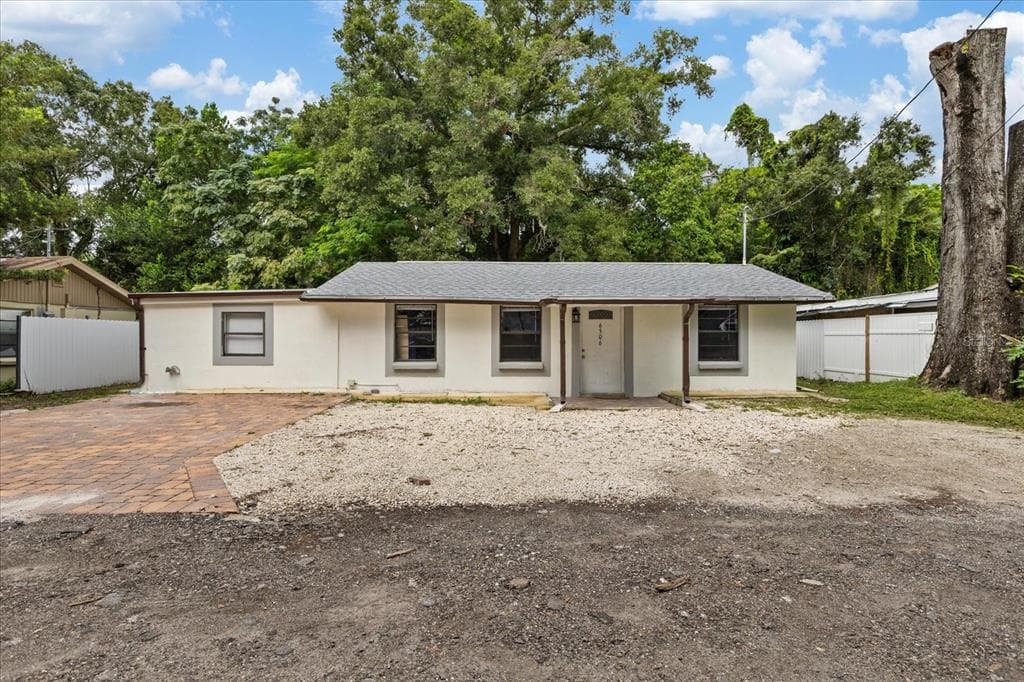 6506 N GLEN AVENUE TAMPA, FL 33614