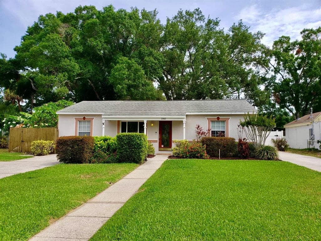 3907 W BAY VISTA AVENUE TAMPA, FL 33611