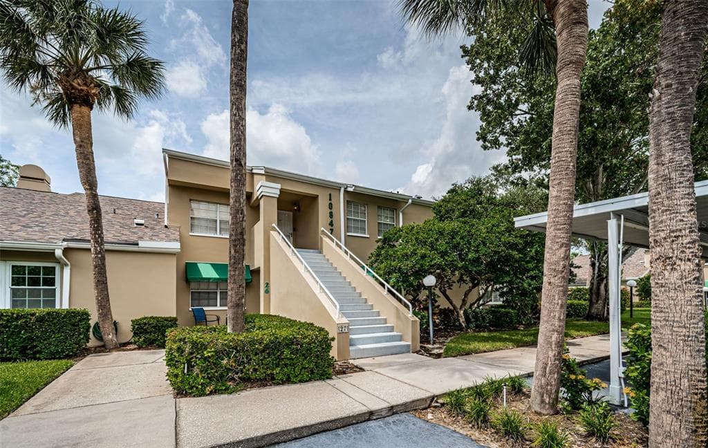 10847 INDIAN HILLS COURT UNIT 27 SEMINOLE, FL 33777