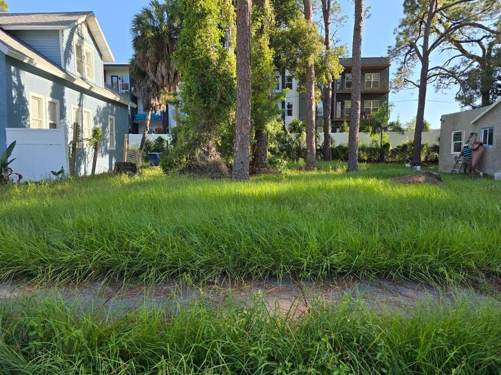 752 30TH AVENUE S ST PETERSBURG, FL 33705