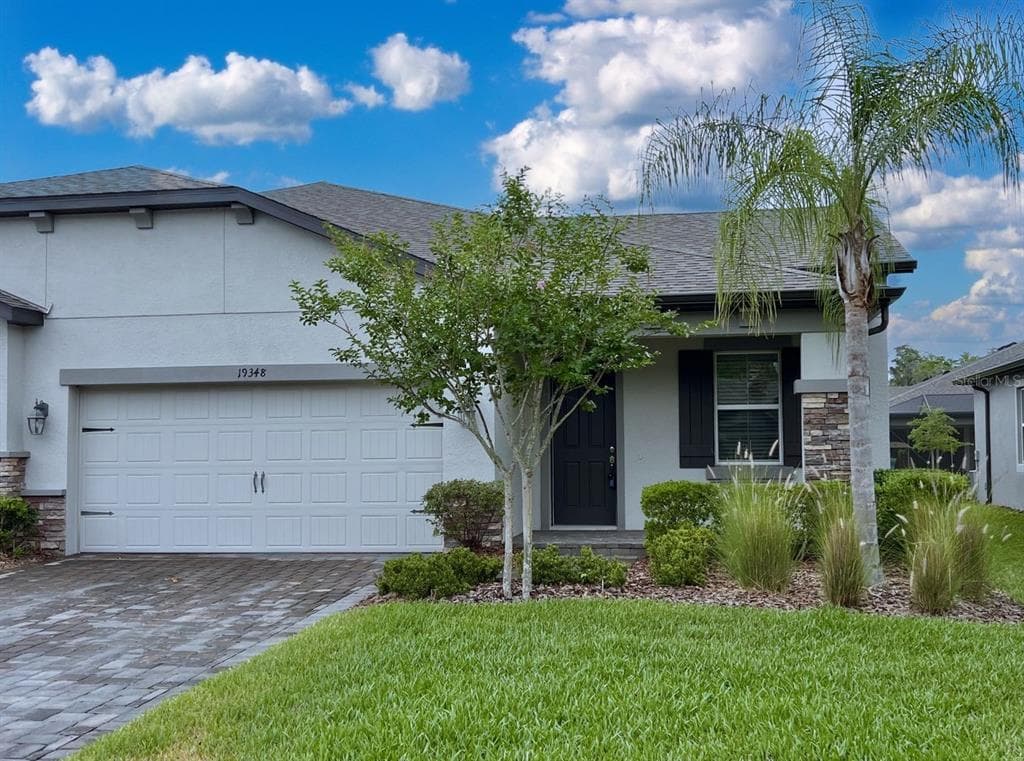19348 HAWK VALLEY TAMPA, FL 33647