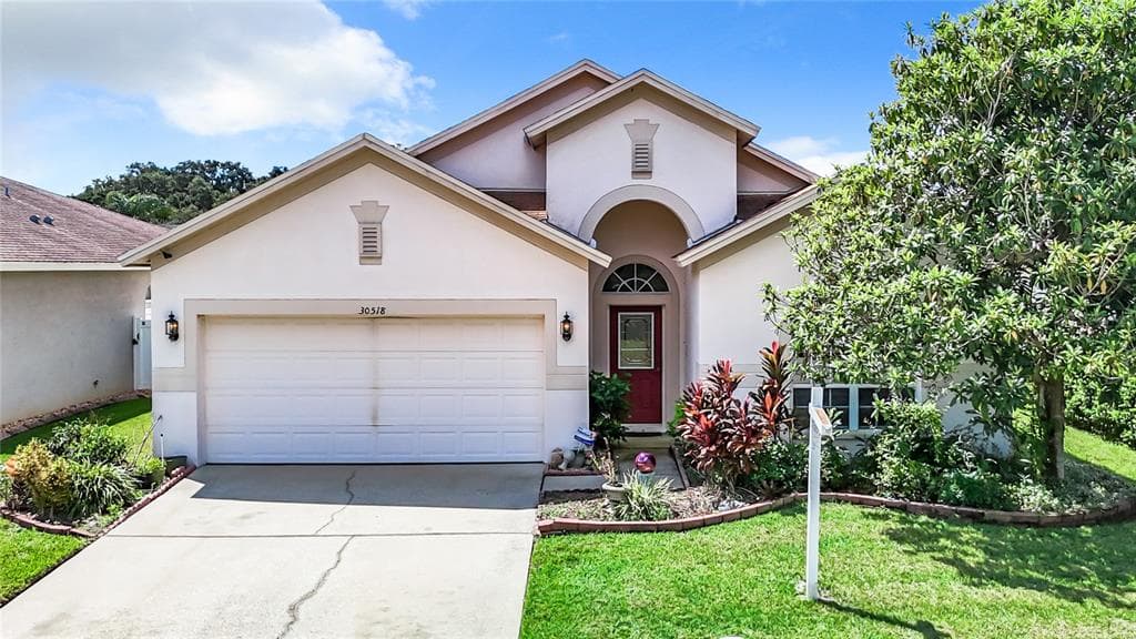 30518 LANESBOROUGH CIRCLE WESLEY CHAPEL, FL 33543