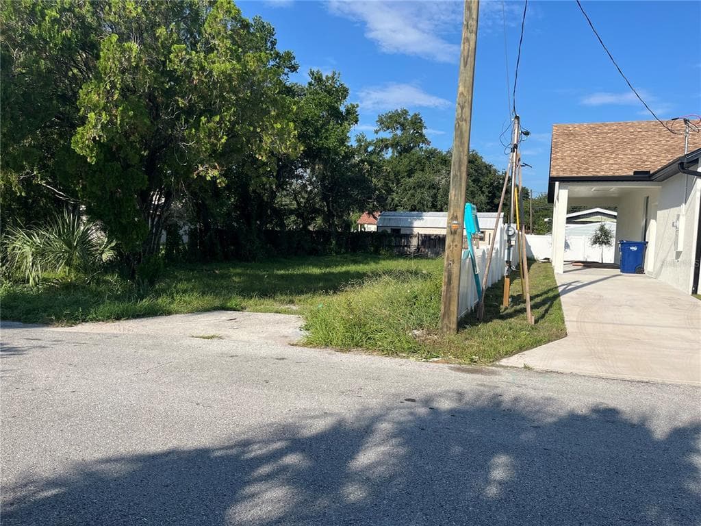 3420 MACHADO STREET TAMPA, FL 33605