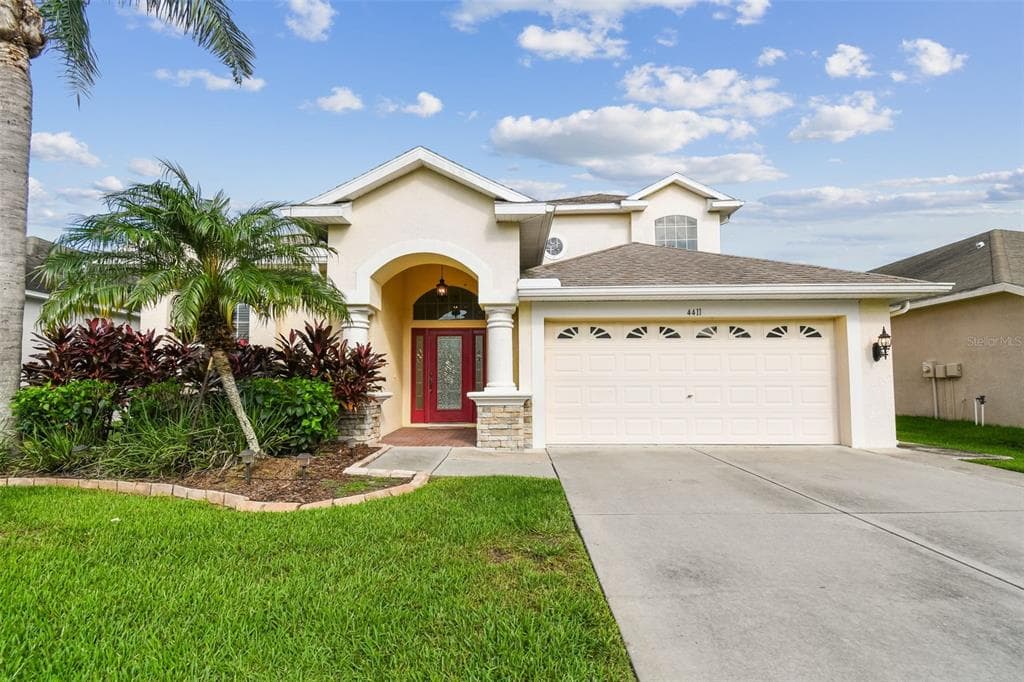 4411 HAWKSLEY PLACE WESLEY CHAPEL, FL 33545