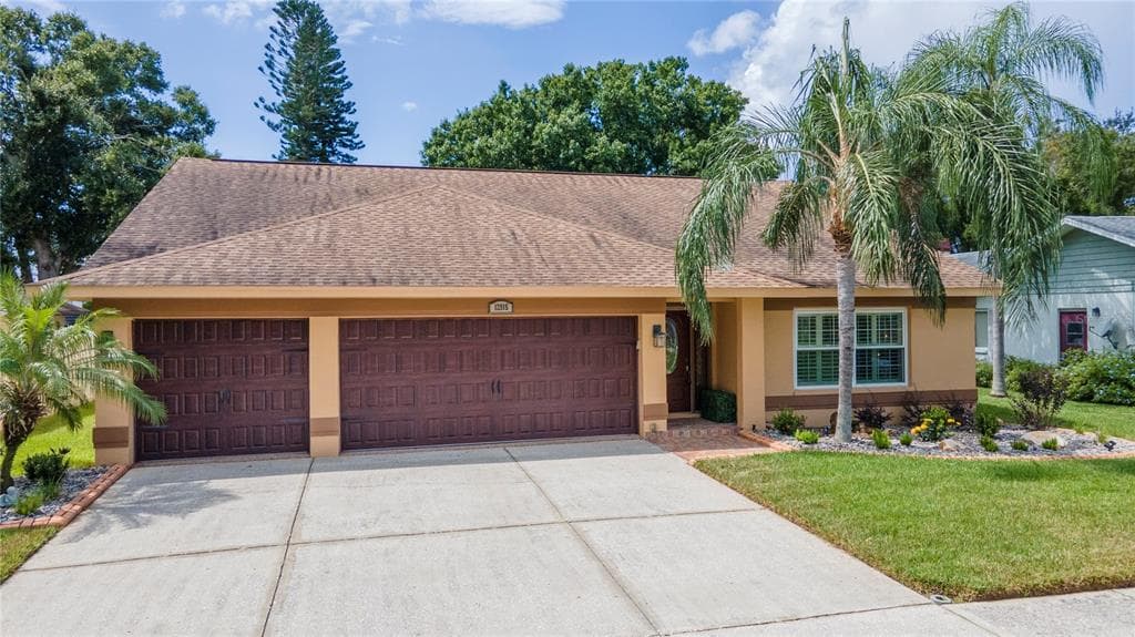12915 ASTORWOOD PLACE RIVERVIEW, FL 33579