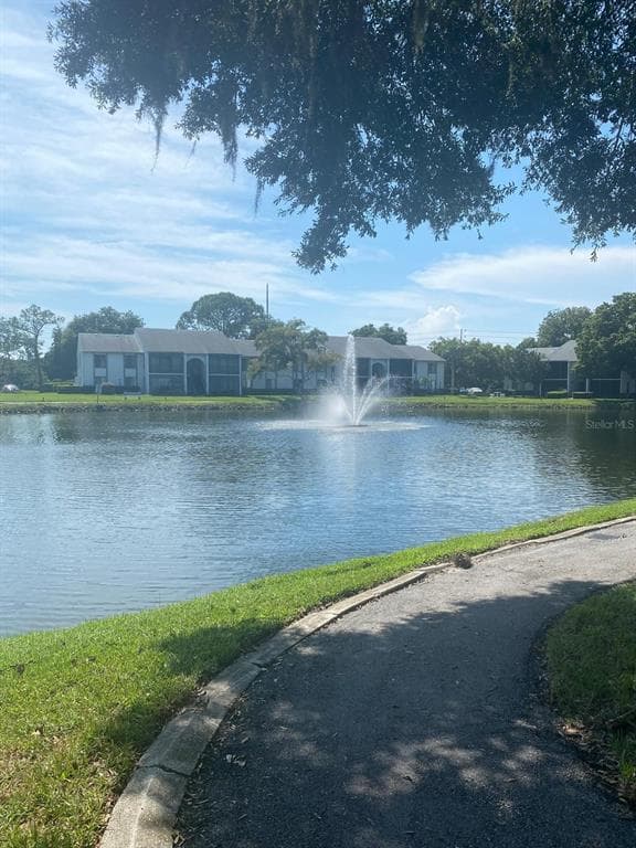 1261 PINE RIDGE CIRCLE W UNIT G1 TARPON SPRINGS, FL 34688