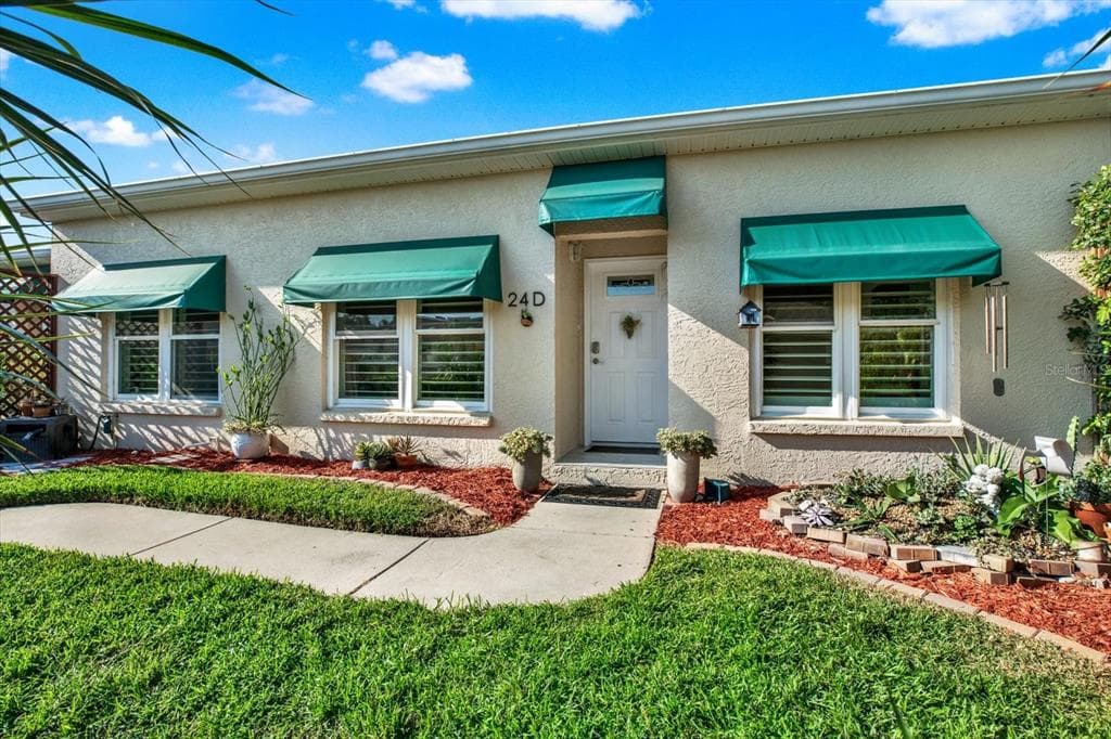 6600 100TH WAY N UNIT 24D ST PETERSBURG, FL 33708