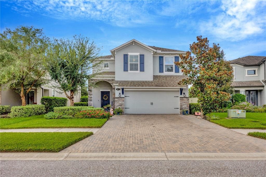 18773 DEER TRACKS LOOP LUTZ, FL 33558
