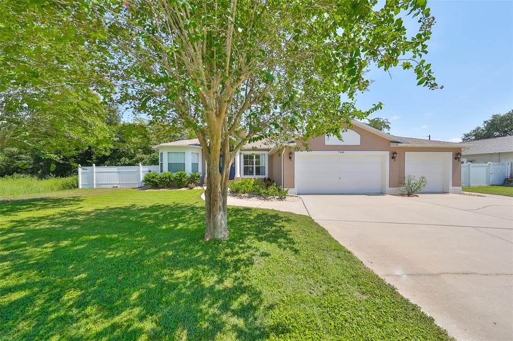 7448 MENGI CIRCLE NEW PORT RICHEY, FL 34653
