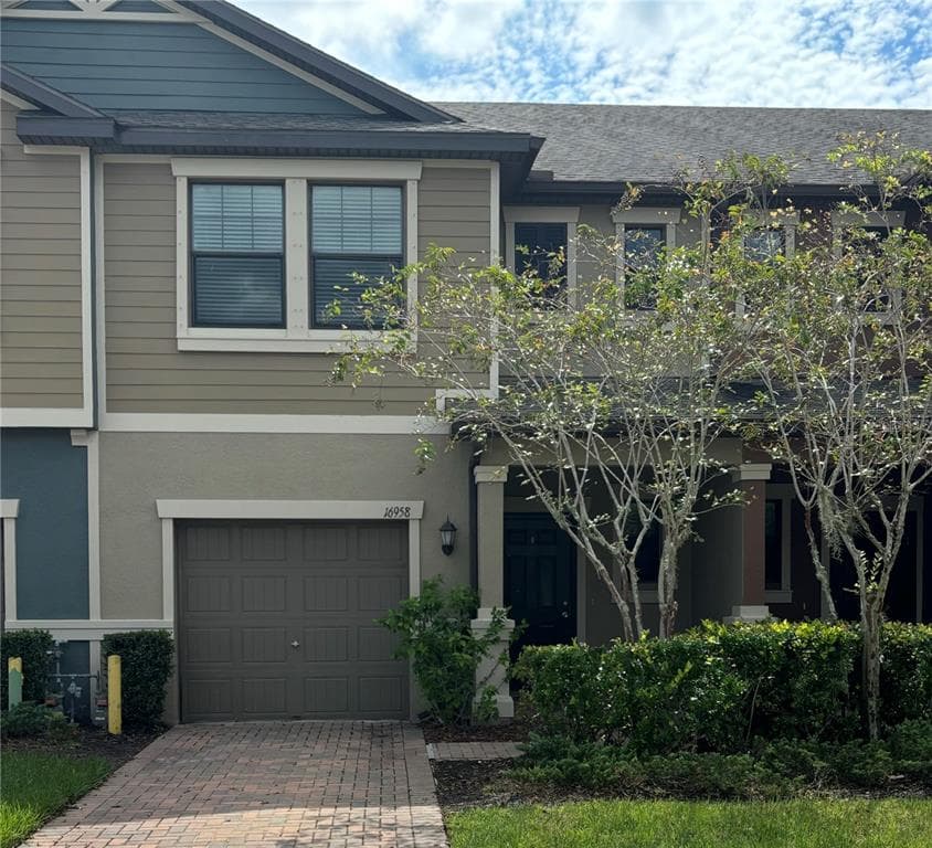 16958 STORYLINE DRIVE LAND O LAKES, FL 34638
