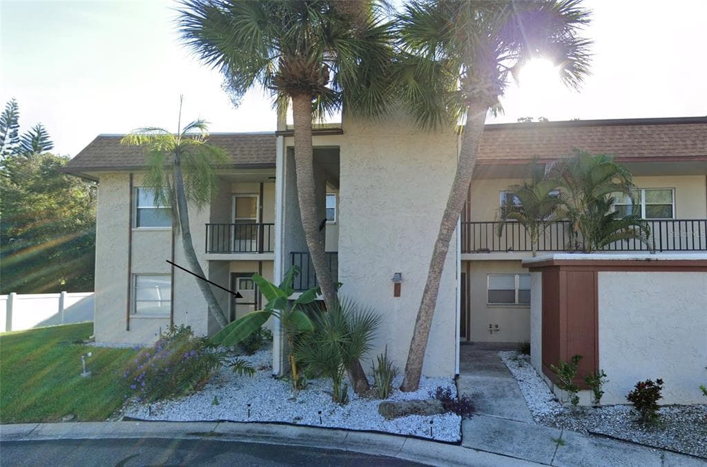 2750 E BAY DRIVE UNIT 1B LARGO, FL 33771