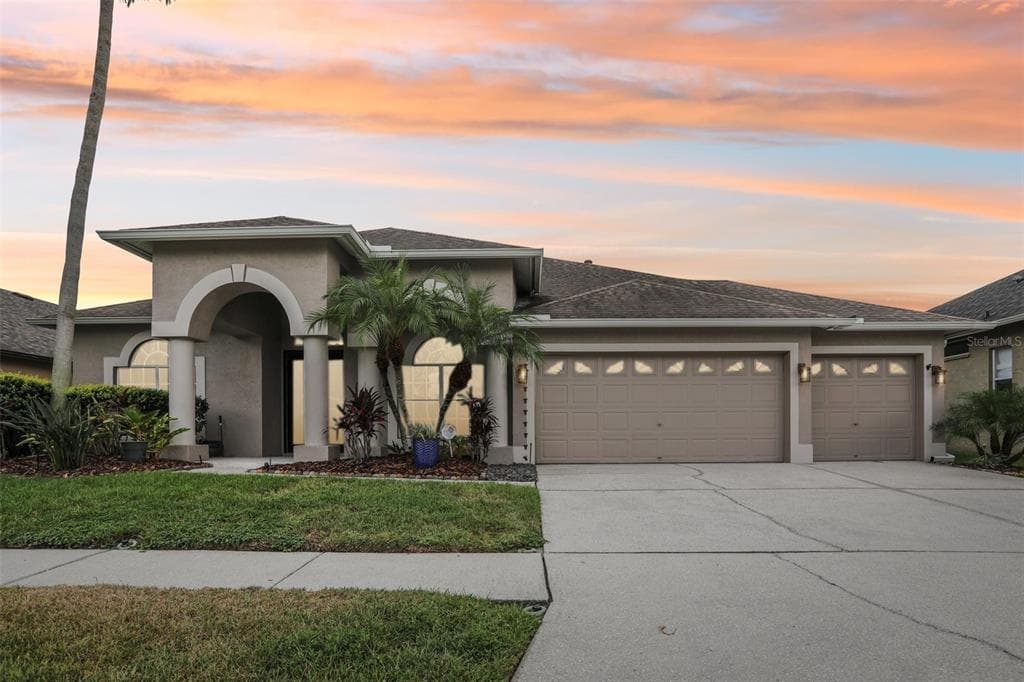 10015 OXFORD CHAPEL DRIVE TAMPA, FL 33647