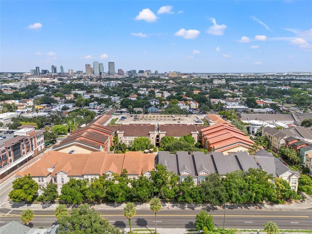 2411 W HORATIO STREET UNIT 519 TAMPA, FL 33609