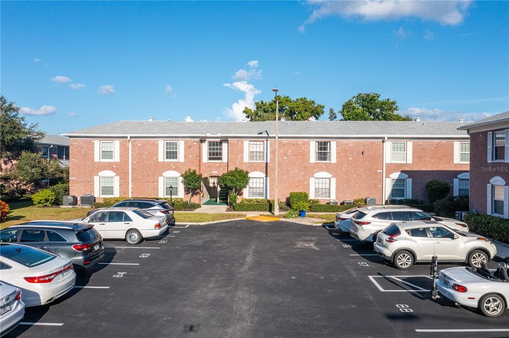3866 37TH STREET S UNIT 47 ST PETERSBURG, FL 33711