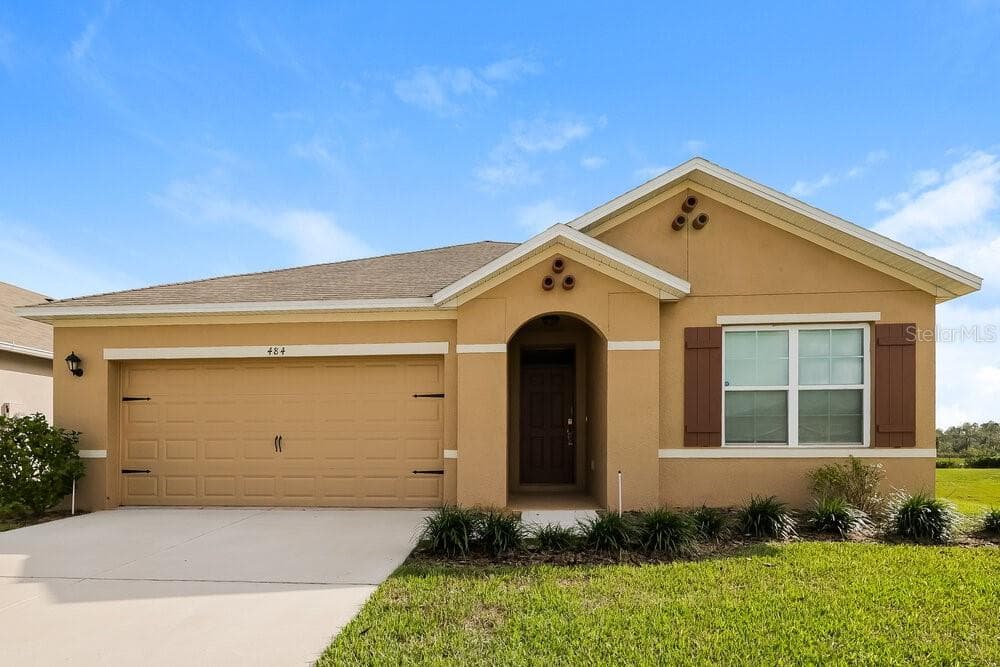 484 ABERDEEN DRIVE DAVENPORT, FL 33896