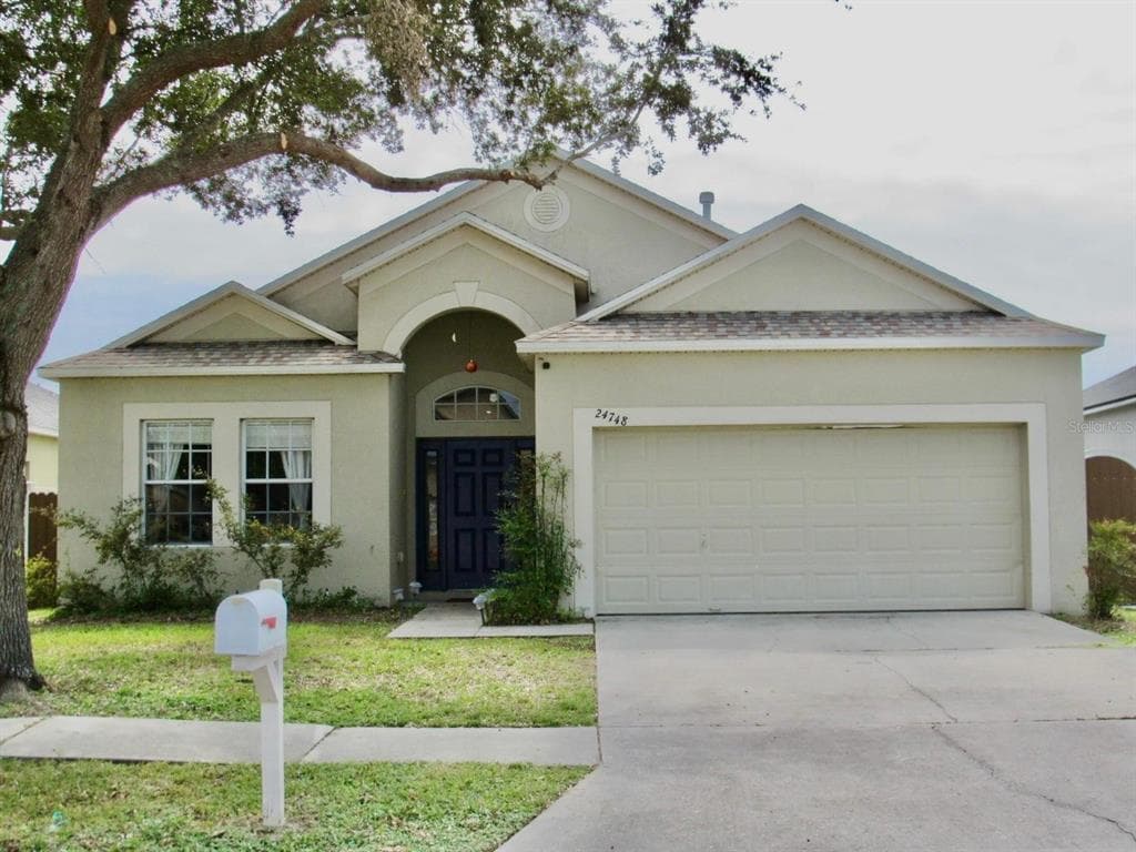 24748 PORTOFINO DRIVE LUTZ, FL 33559