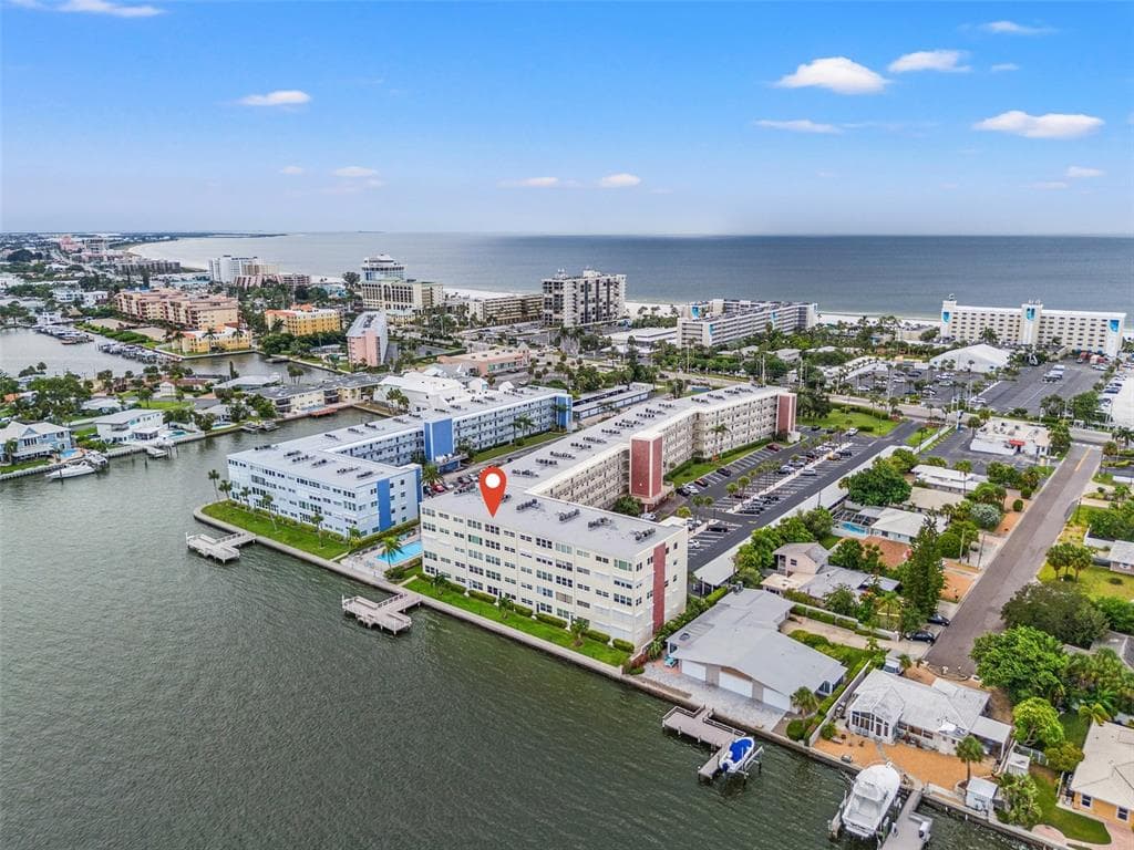 5575 GULF BOULEVARD UNIT 438 ST PETE BEACH, FL 33706