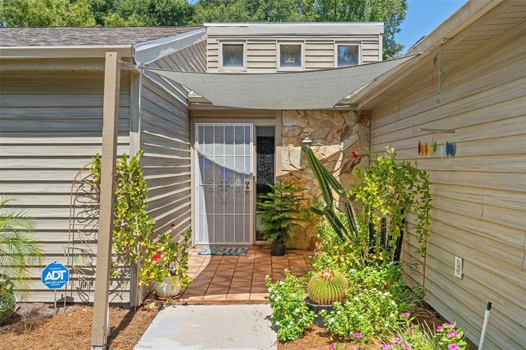 10427 WOODLAND DRIVE HUDSON, FL 34669
