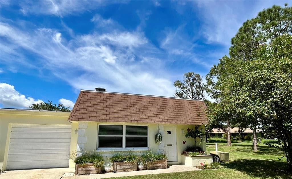 6755 ARMAND PLACE N PINELLAS PARK, FL 33781