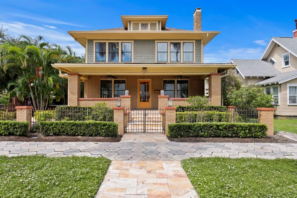 261 7TH AVENUE N ST PETERSBURG, FL 33701
