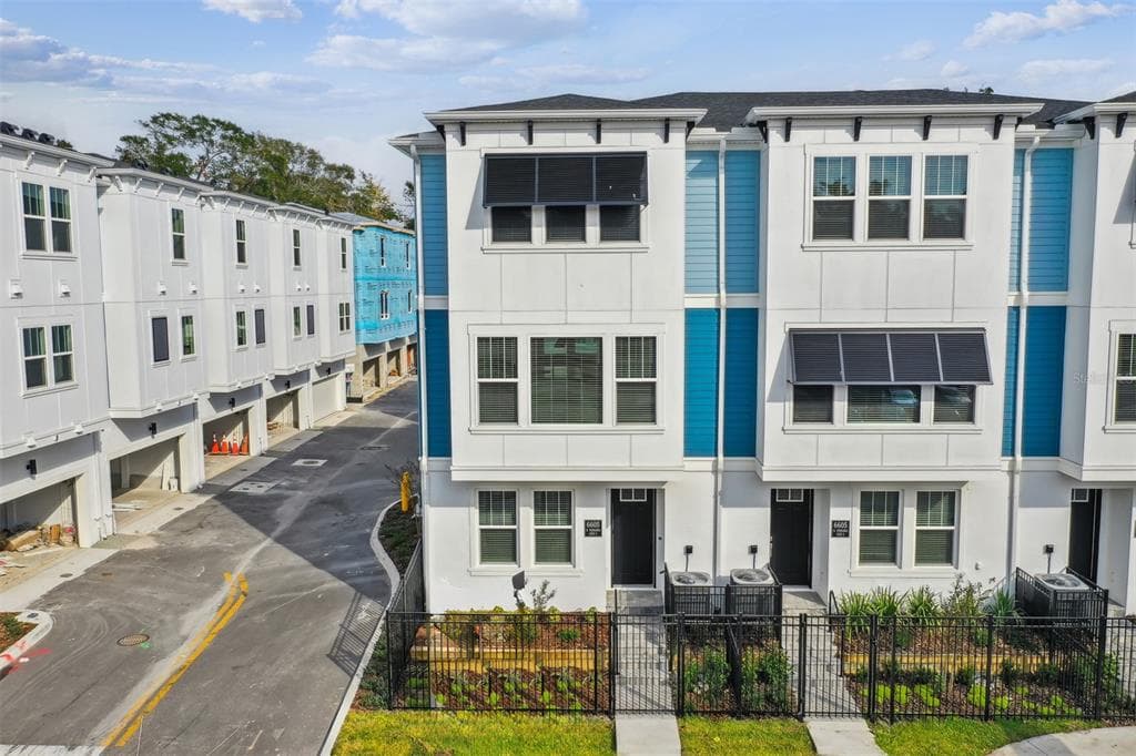 6605 N NEBRASKA AVENUE UNIT 3 TAMPA, FL 33604