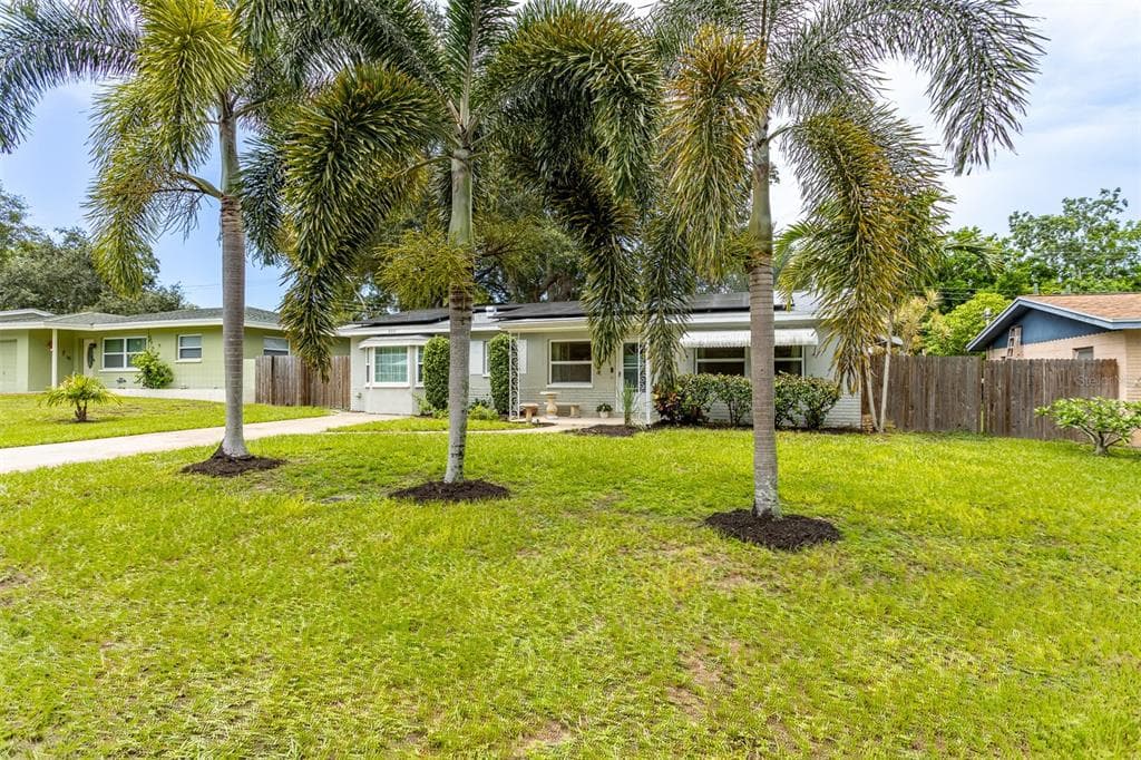 222 14TH AVENUE SW LARGO, FL 33770