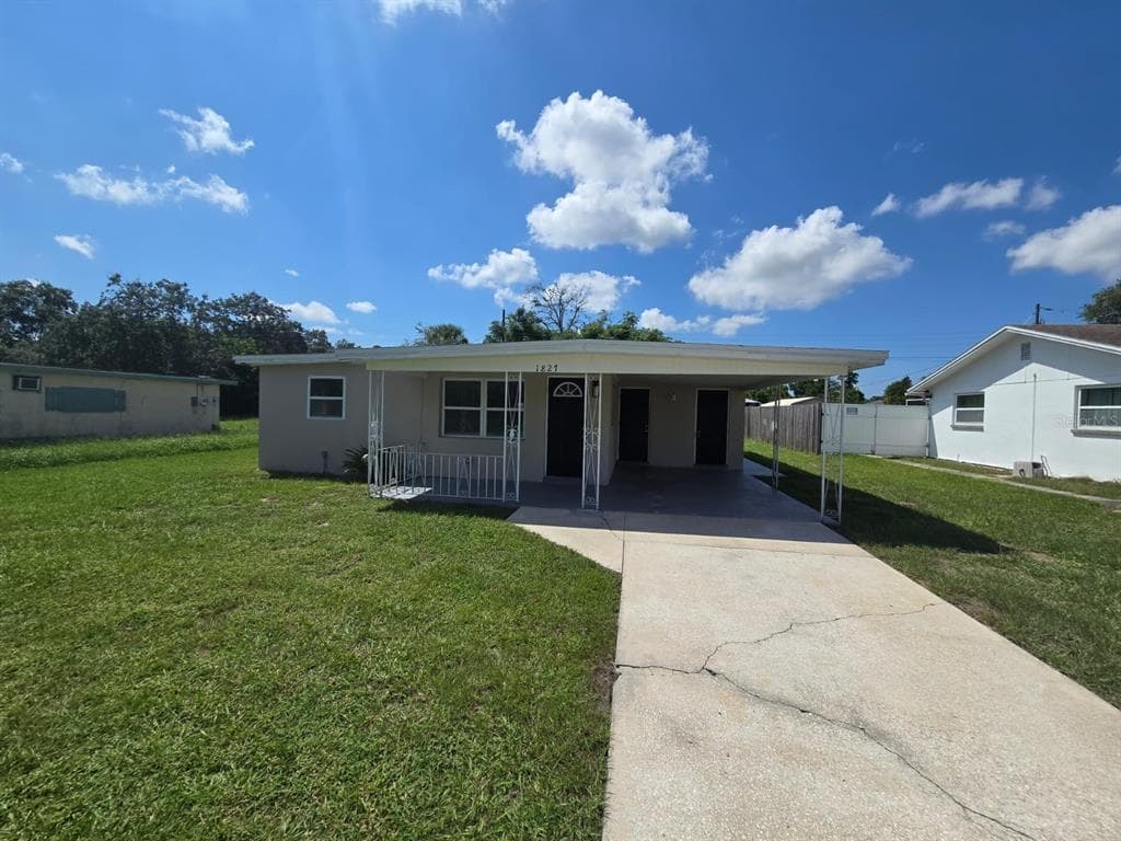 1827 GRAND BOULEVARD HOLIDAY, FL 34690