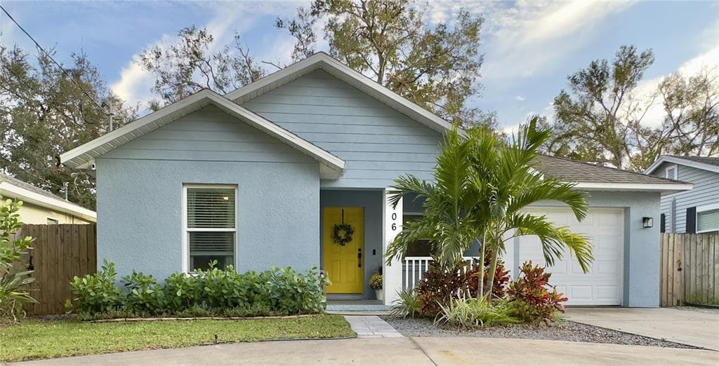 106 W CAYUGA STREET TAMPA, FL 33603