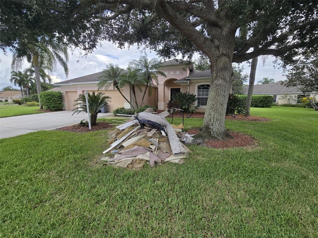 11234 RIVERS BLUFF CIRCLE LAKEWOOD RANCH, FL 34202